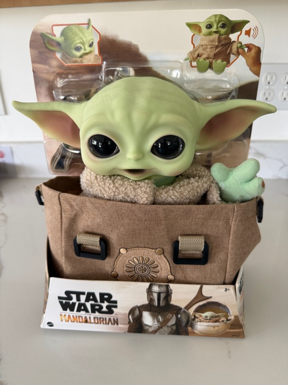Star Wars The Mandalorian The Child Plush - Green and Brown